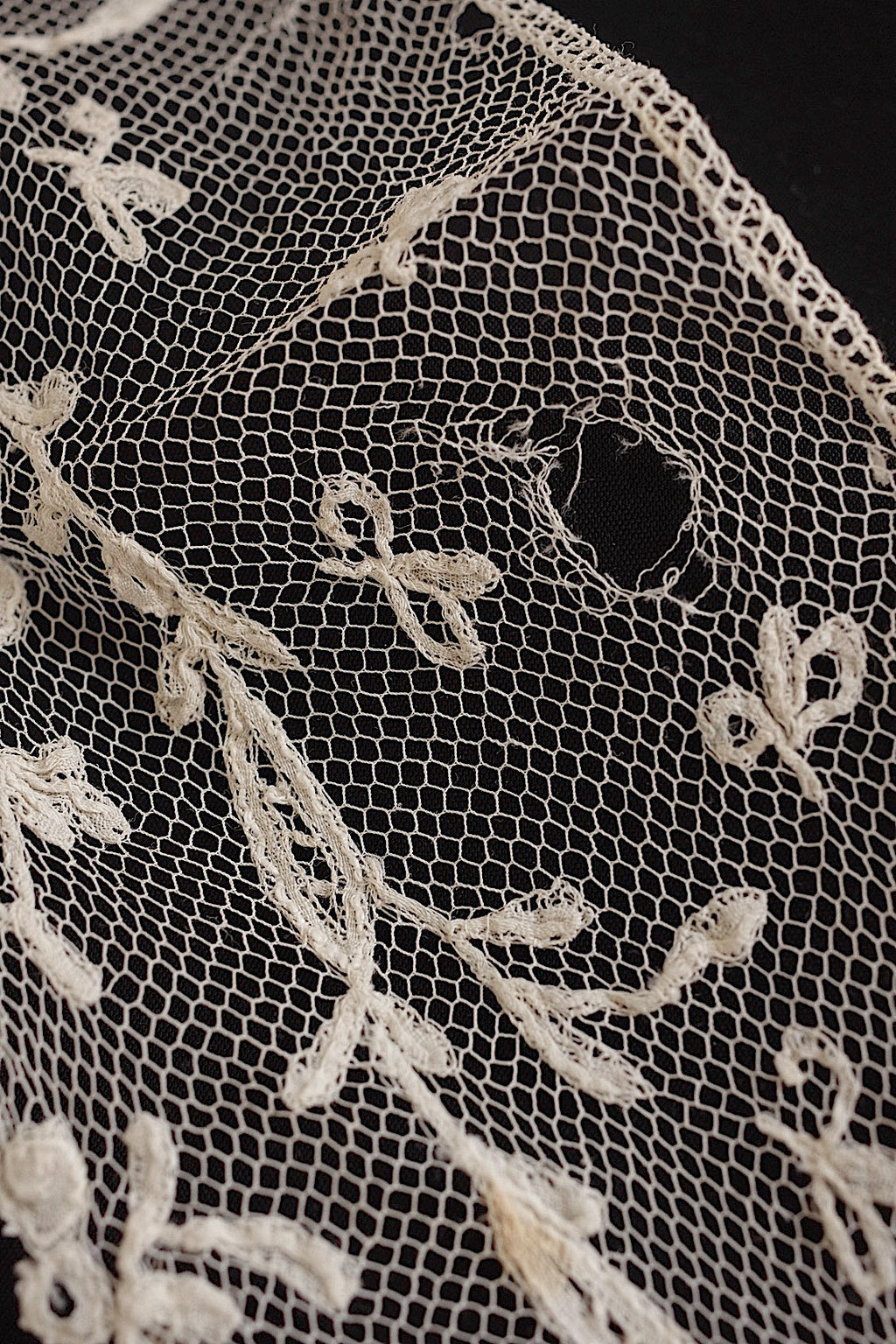 Antique Lace (dentelle ancienne) 240 cm + 80 cm + 80 cm