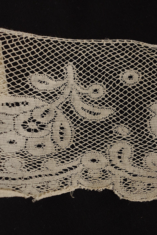 Antique Lace (dentelle ancienne) 240 cm × 177 cm