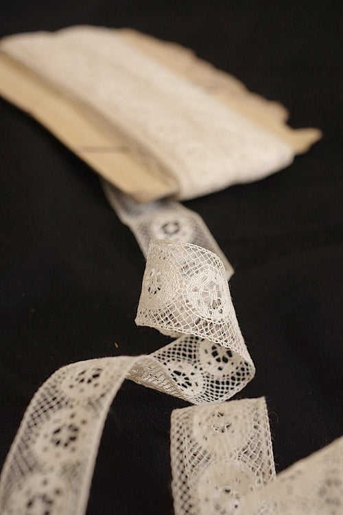 Antique Lace (dentelle ancienne) 220 cm, 500 cm
