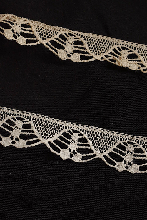 Dentelle ancienne 670 cm × 445 cm