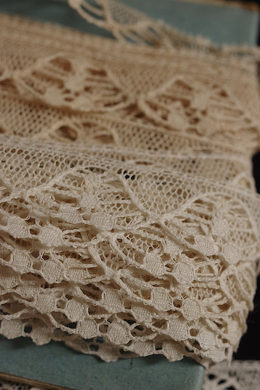 Dentelle ancienne 670 cm × 445 cm