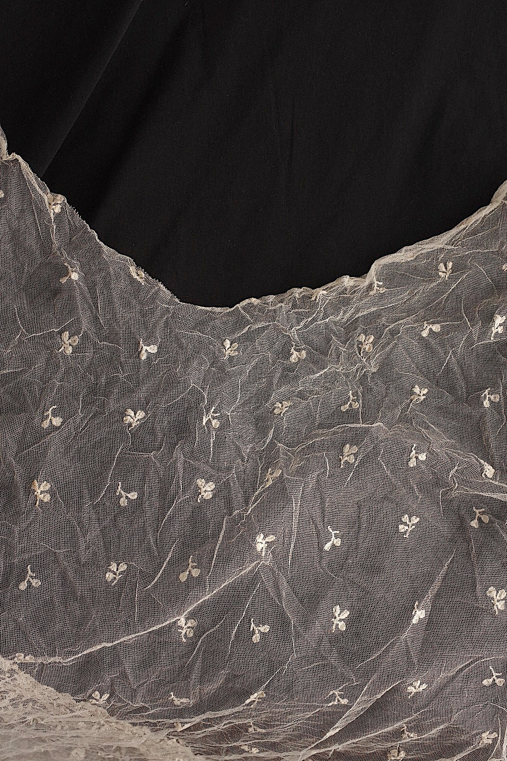 Antique Lace (dentelle ancienne) Shawl