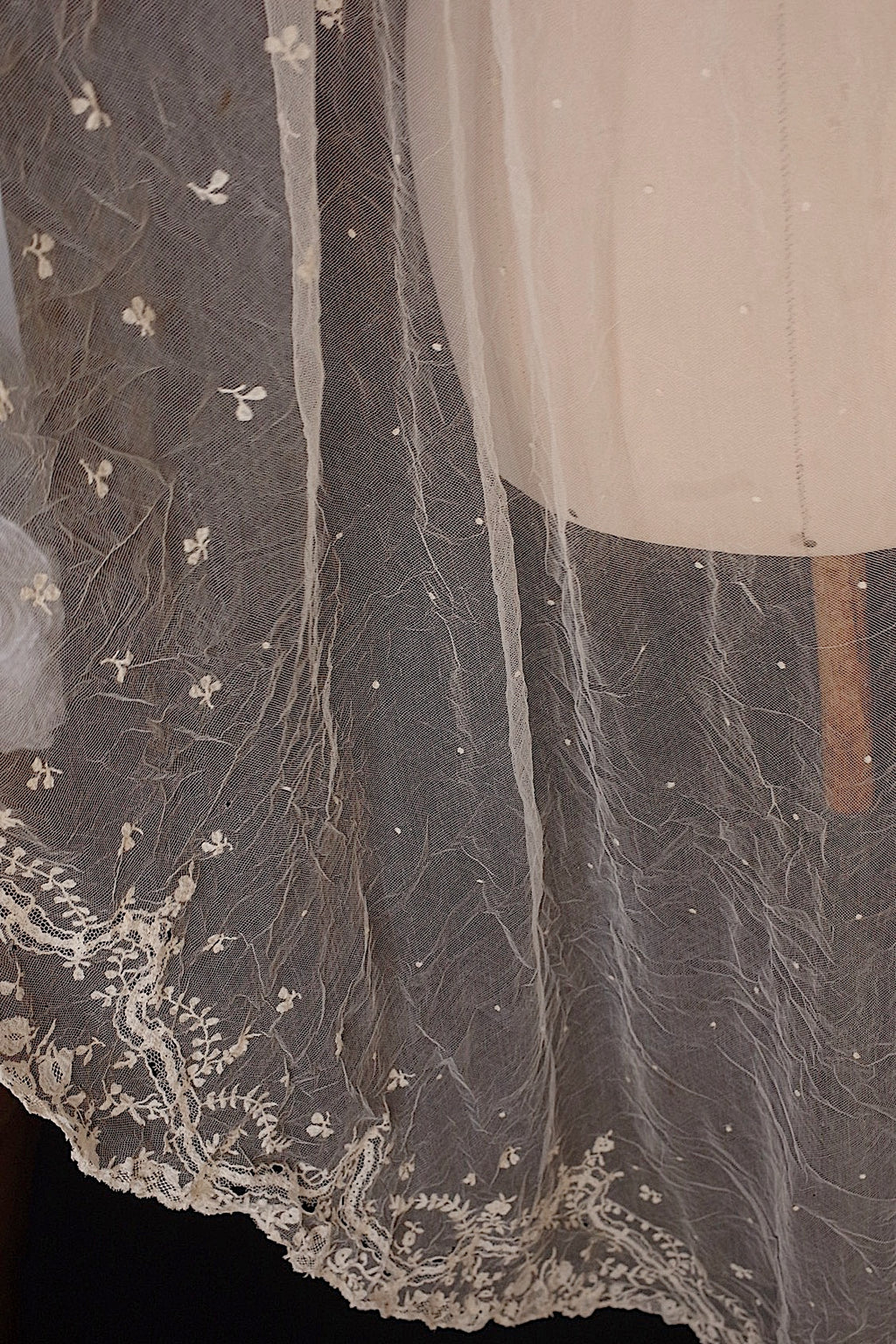 Antique Lace (dentelle ancienne) Shawl
