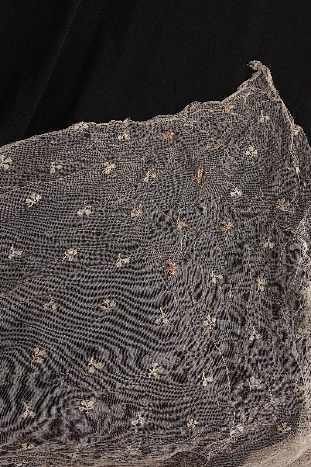 Antique Lace (dentelle ancienne) Shawl