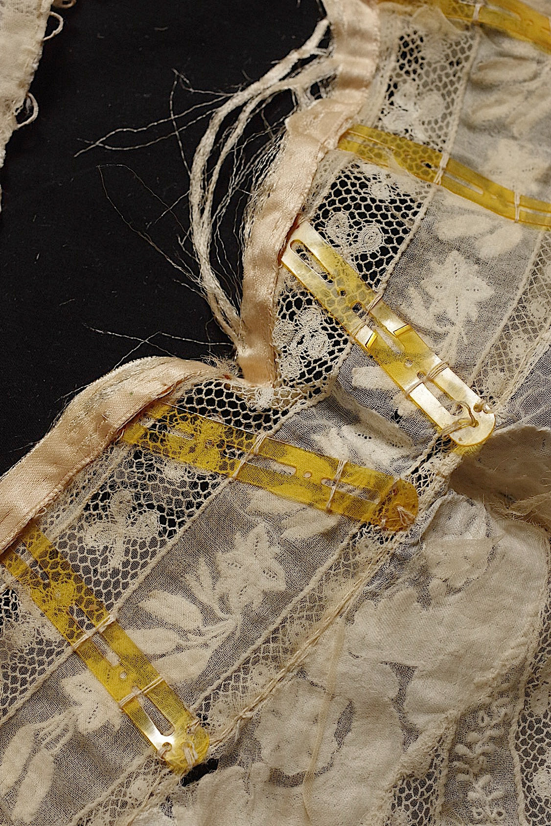 Encaje antiguo (dentelle ancienne) - Cuello - Retales
