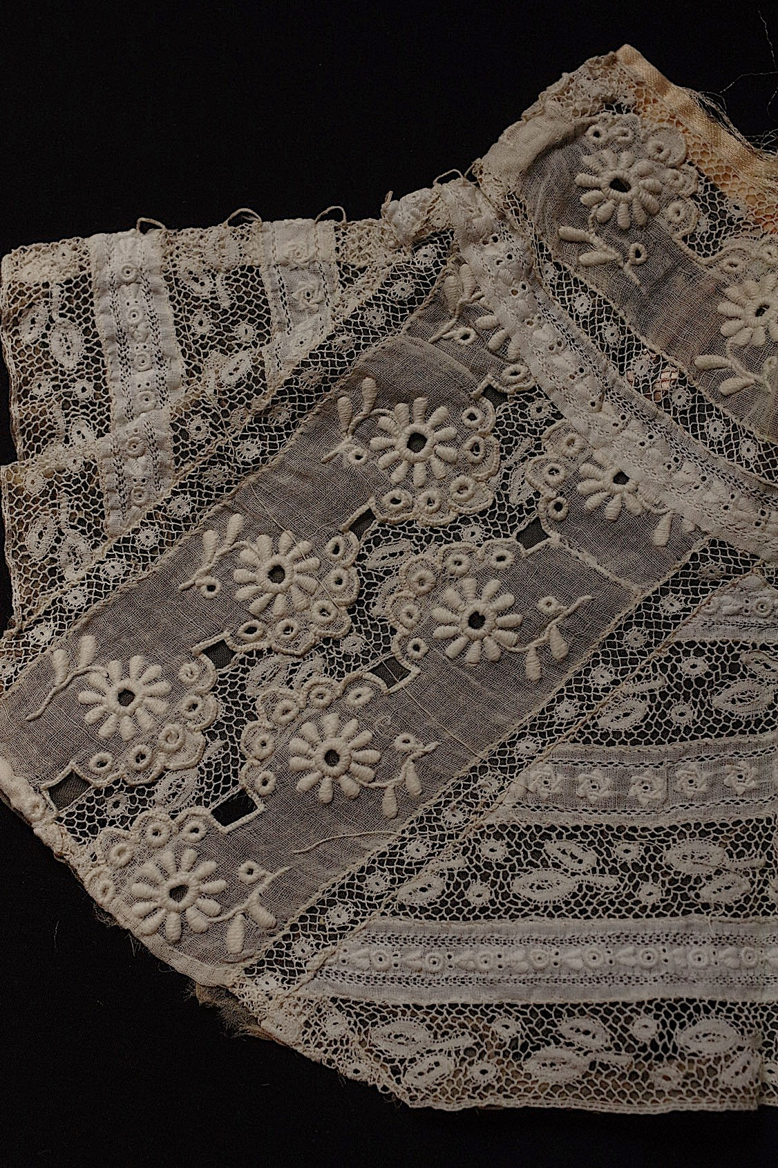 Encaje antiguo (dentelle ancienne) - Cuello - Retales
