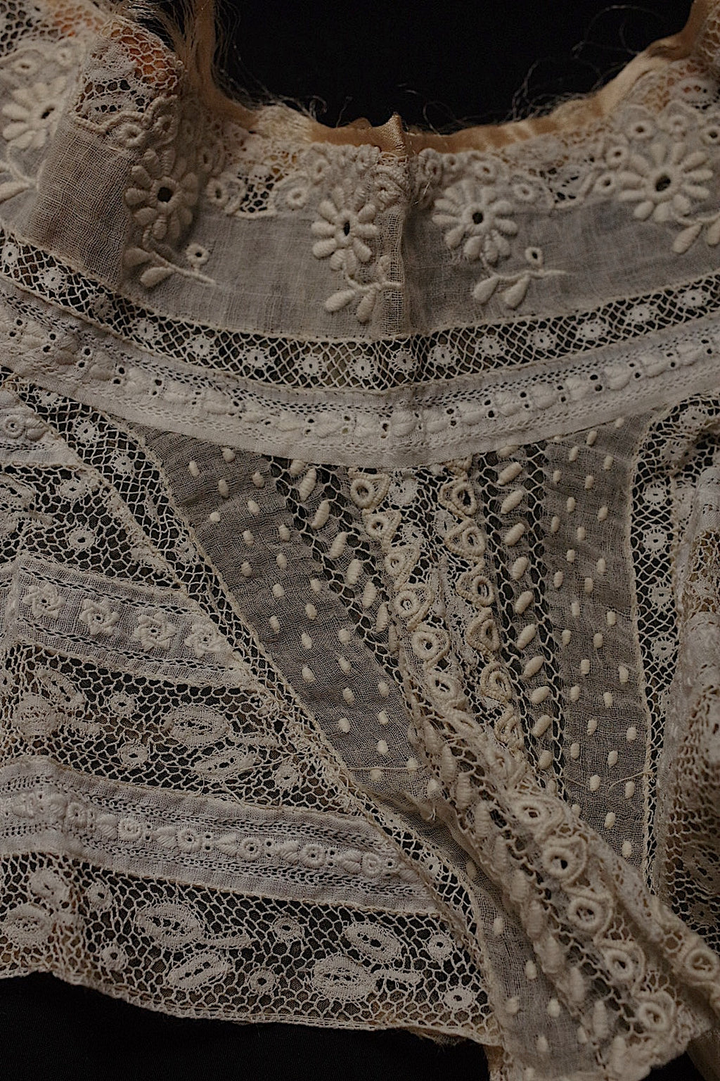 Encaje antiguo (dentelle ancienne) - Cuello - Retales