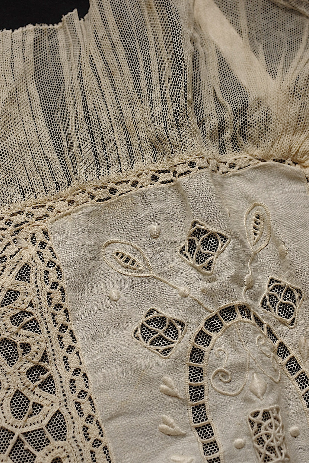 Antique Lace (dentelle ancienne) Cover