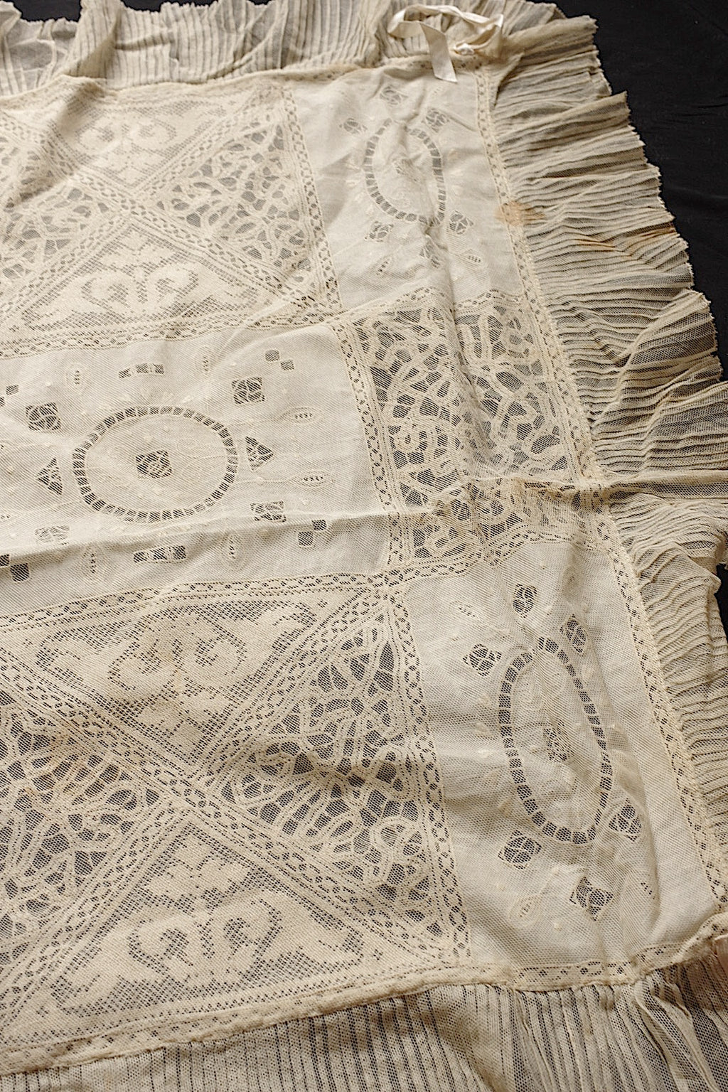 Antique Lace (dentelle ancienne) Cover