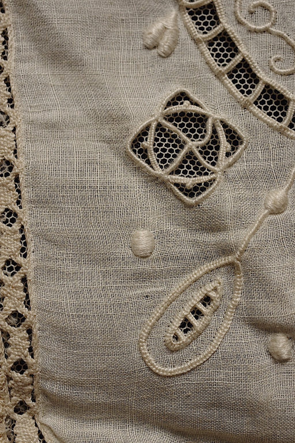 Antique Lace (dentelle ancienne) Cover