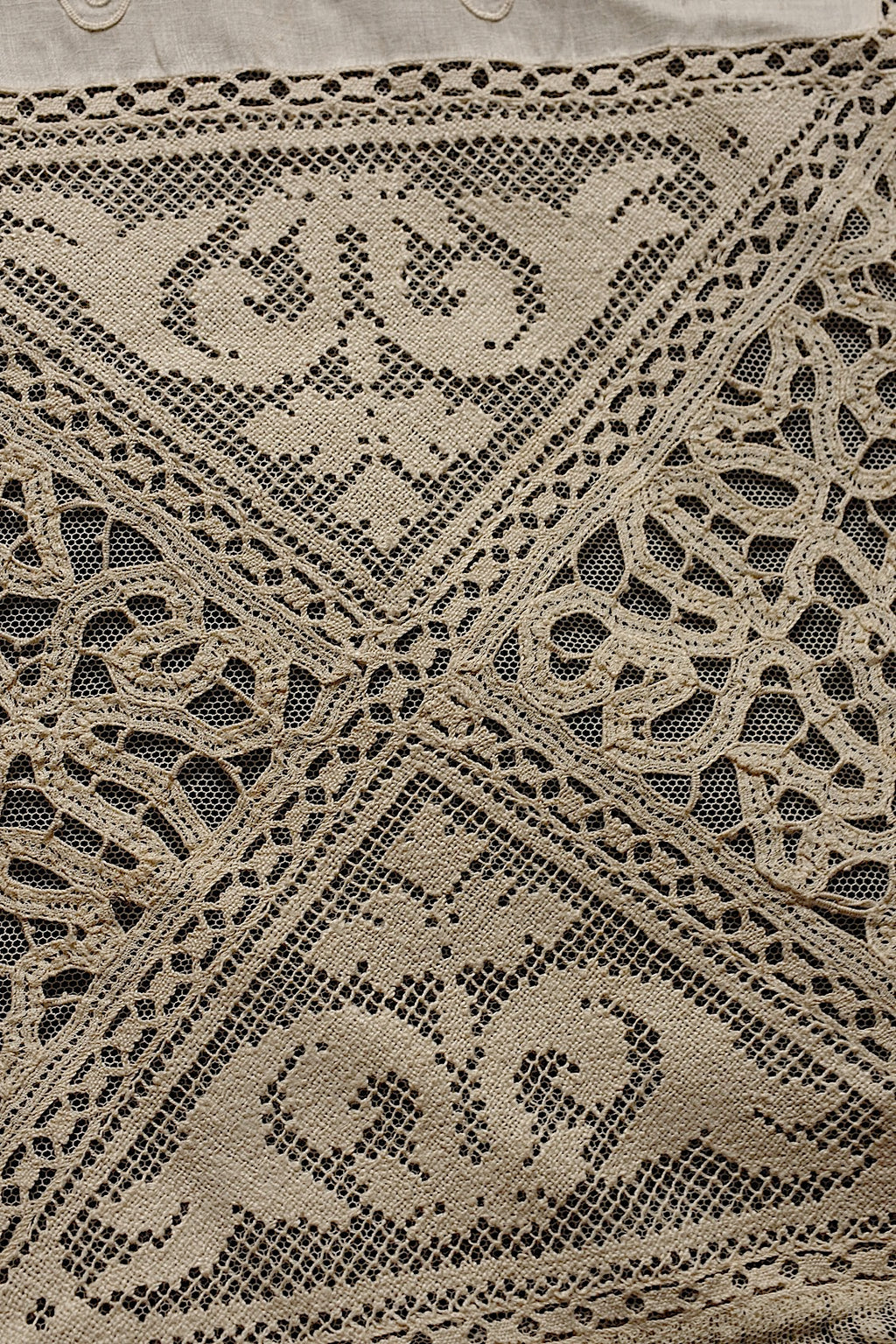 Antique Lace (dentelle ancienne) Cover