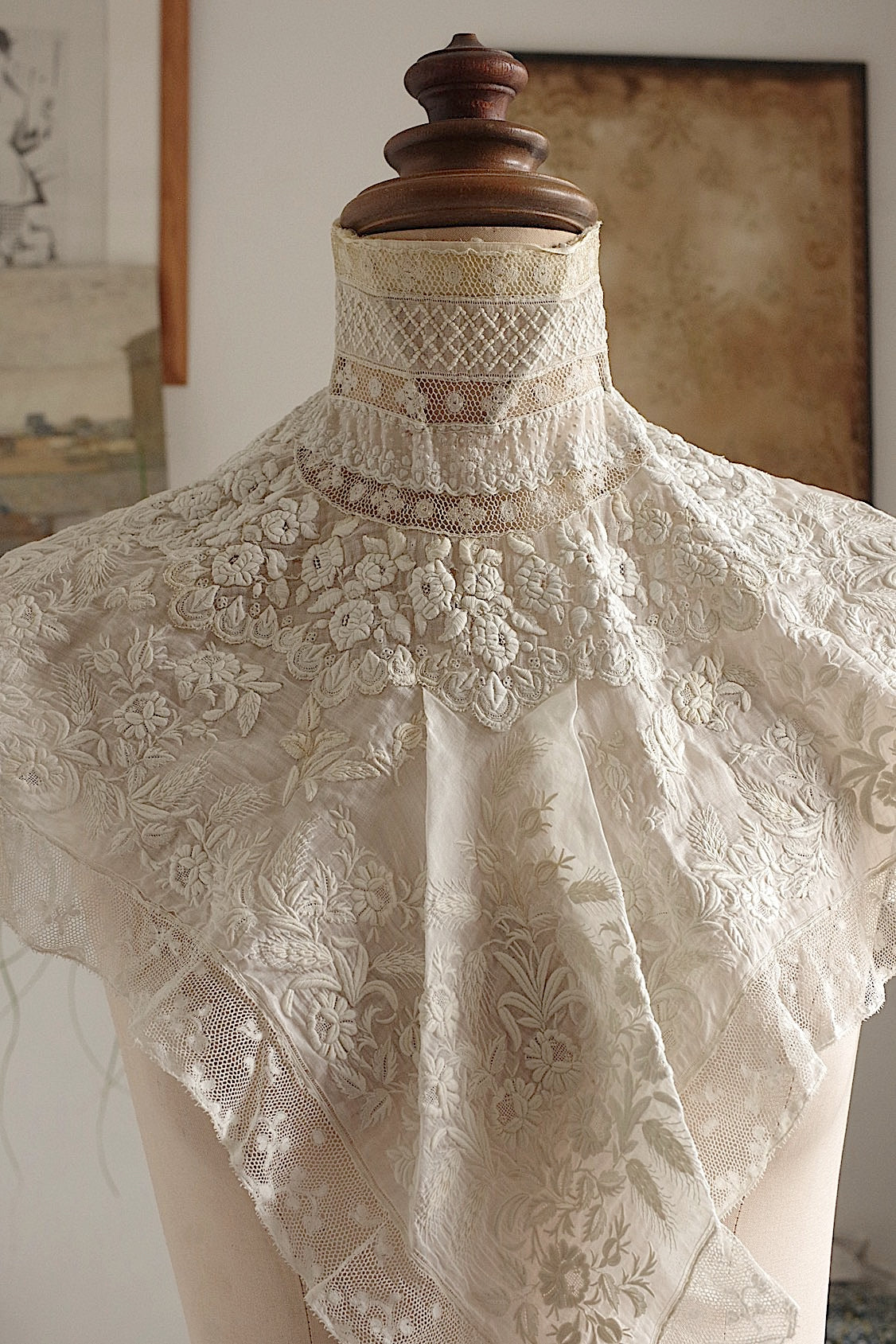 Antique Lace (dentelle ancienne) Collar 4