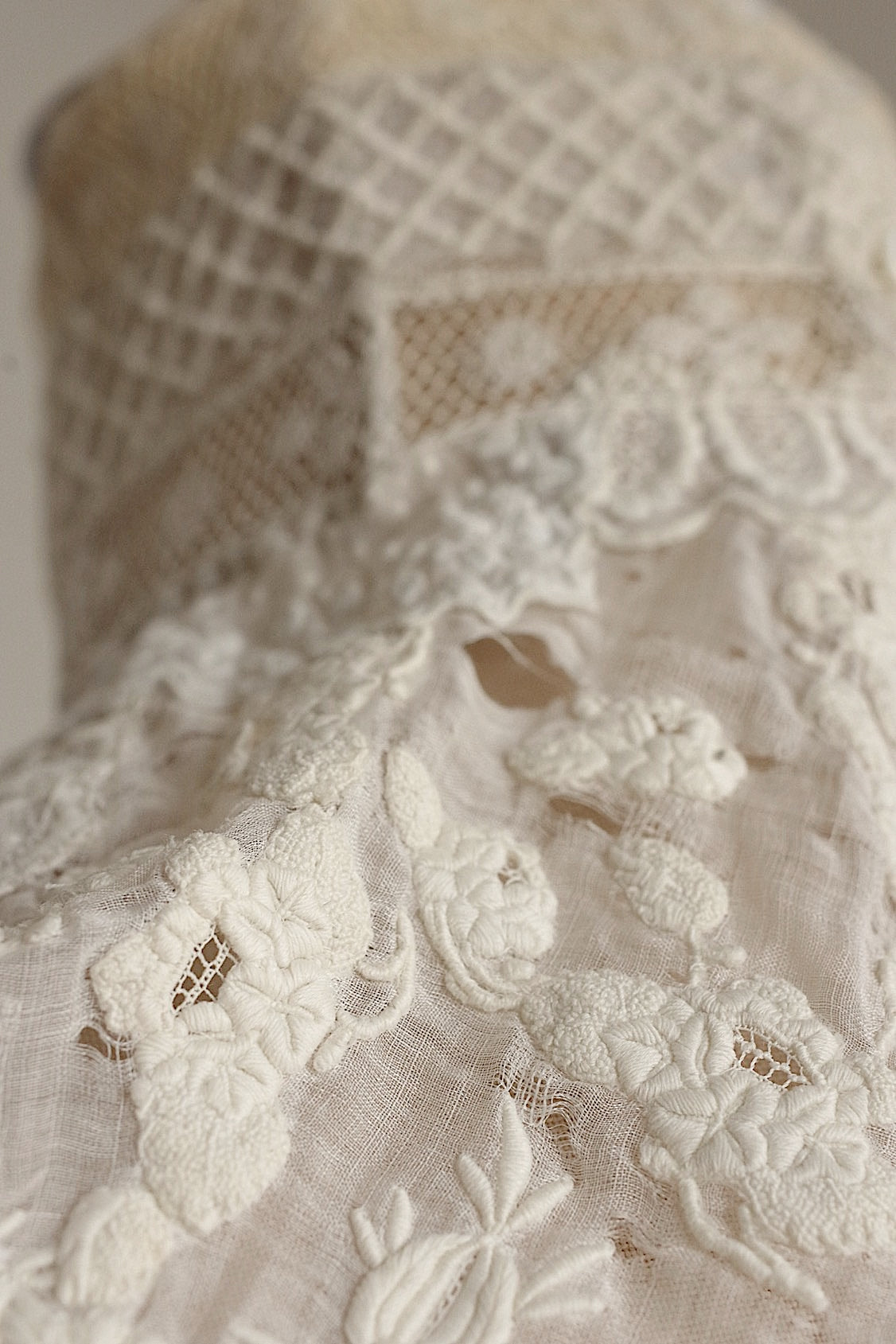 Antique Lace (dentelle ancienne) Collar 4