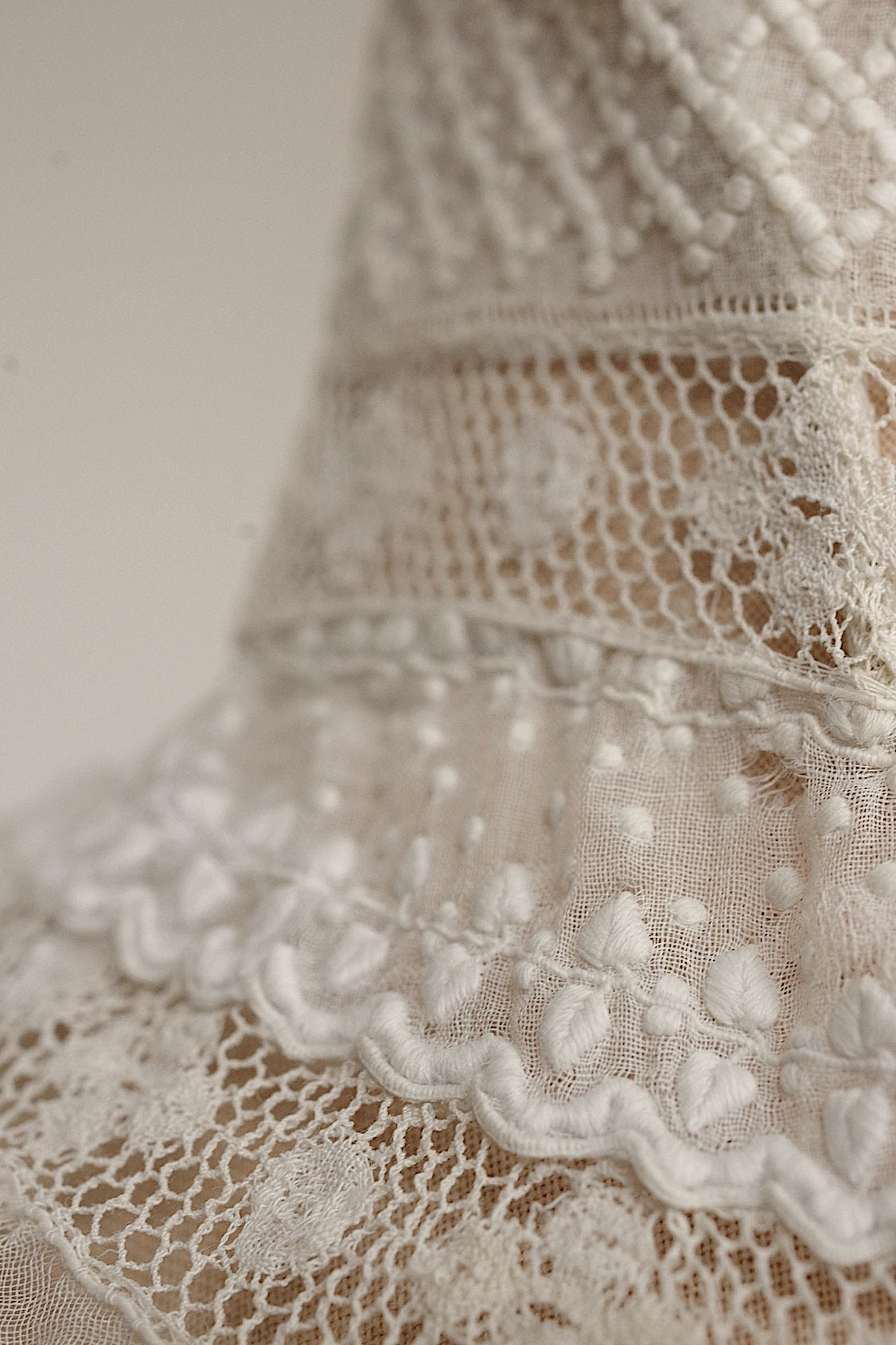 Antique Lace (dentelle ancienne) Collar 4