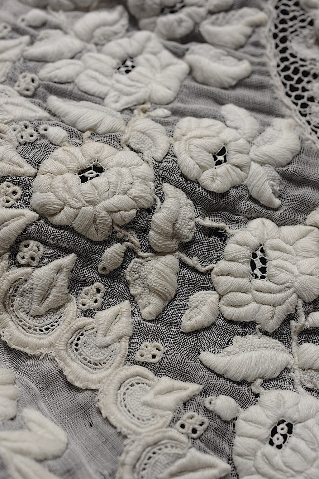 Antique Lace (dentelle ancienne) Collar 4