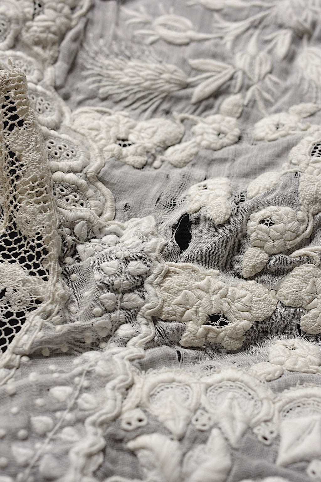 Antique Lace (dentelle ancienne) Collar 4