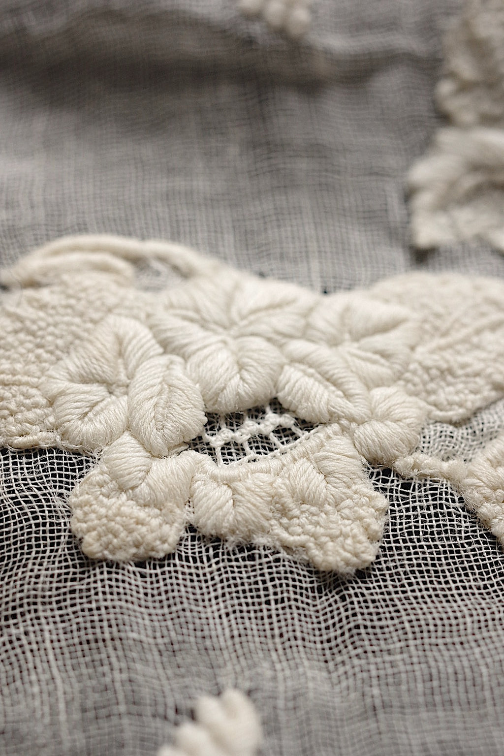 Antique Lace (dentelle ancienne) Collar 5