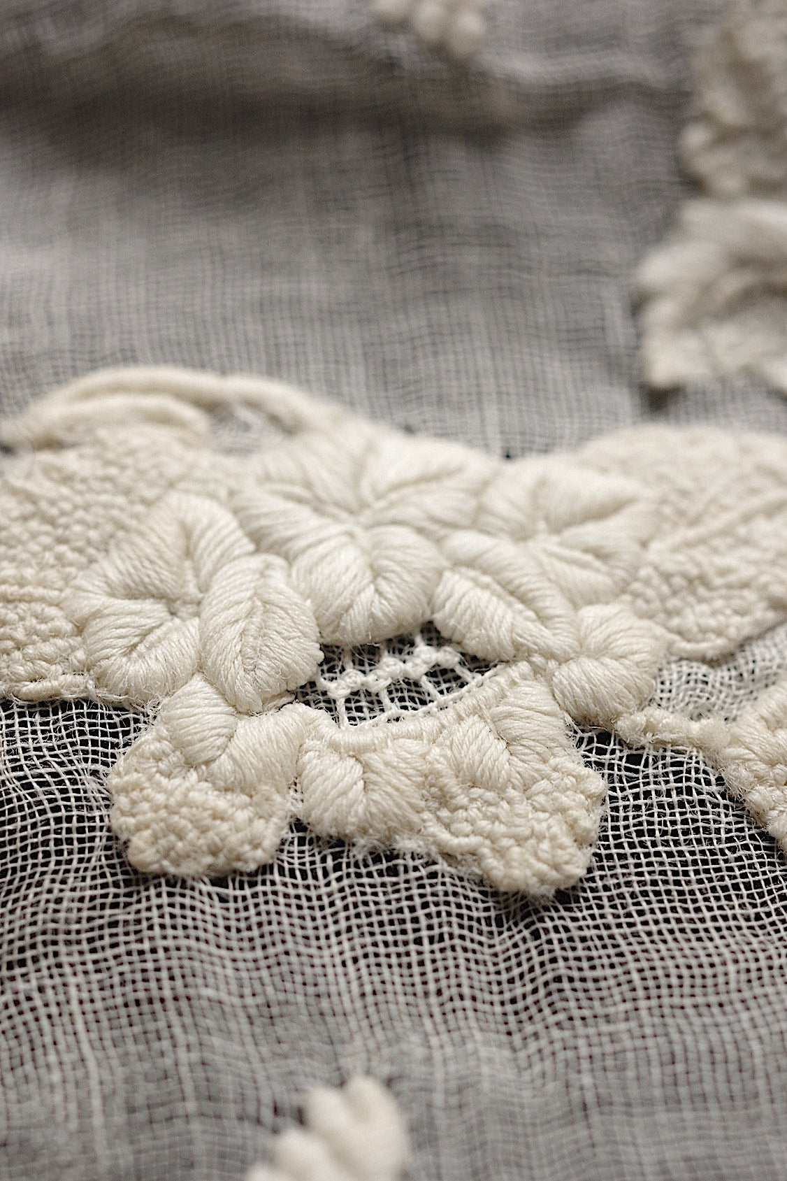 Antique Lace (dentelle ancienne) Collar 5