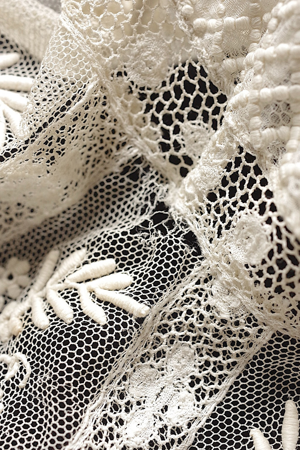 Antique Lace (dentelle ancienne) Collar 5