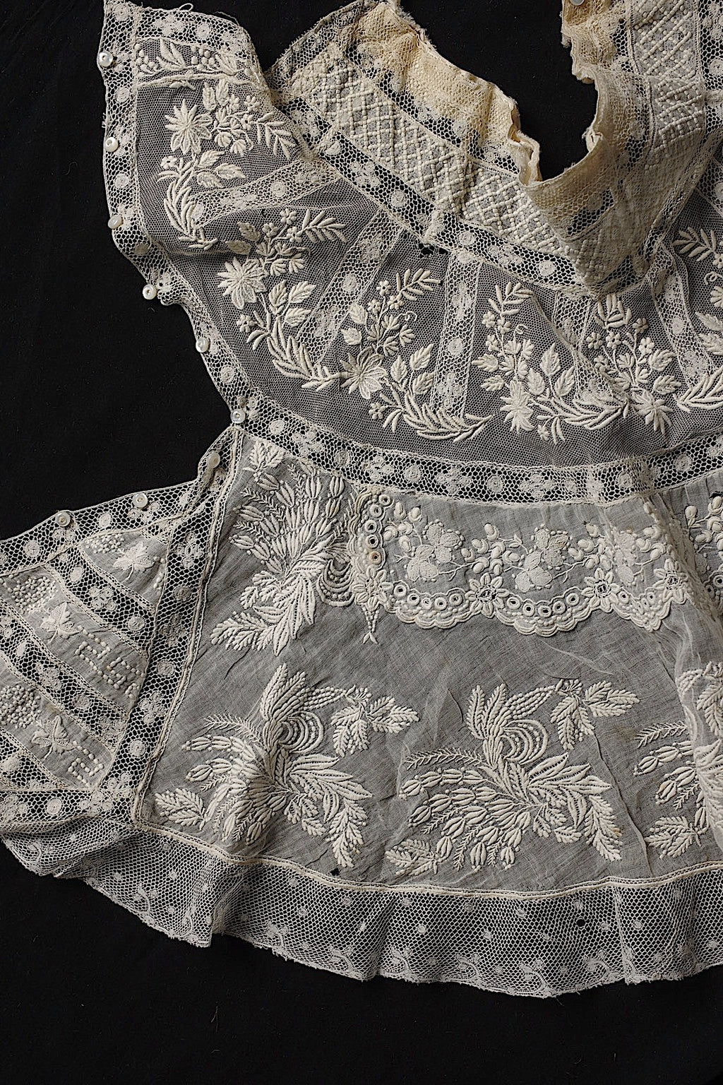 Antique Lace (dentelle ancienne) Collar 5