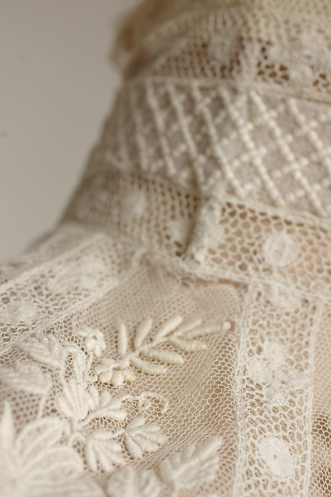 Antique Lace (dentelle ancienne) Collar 5
