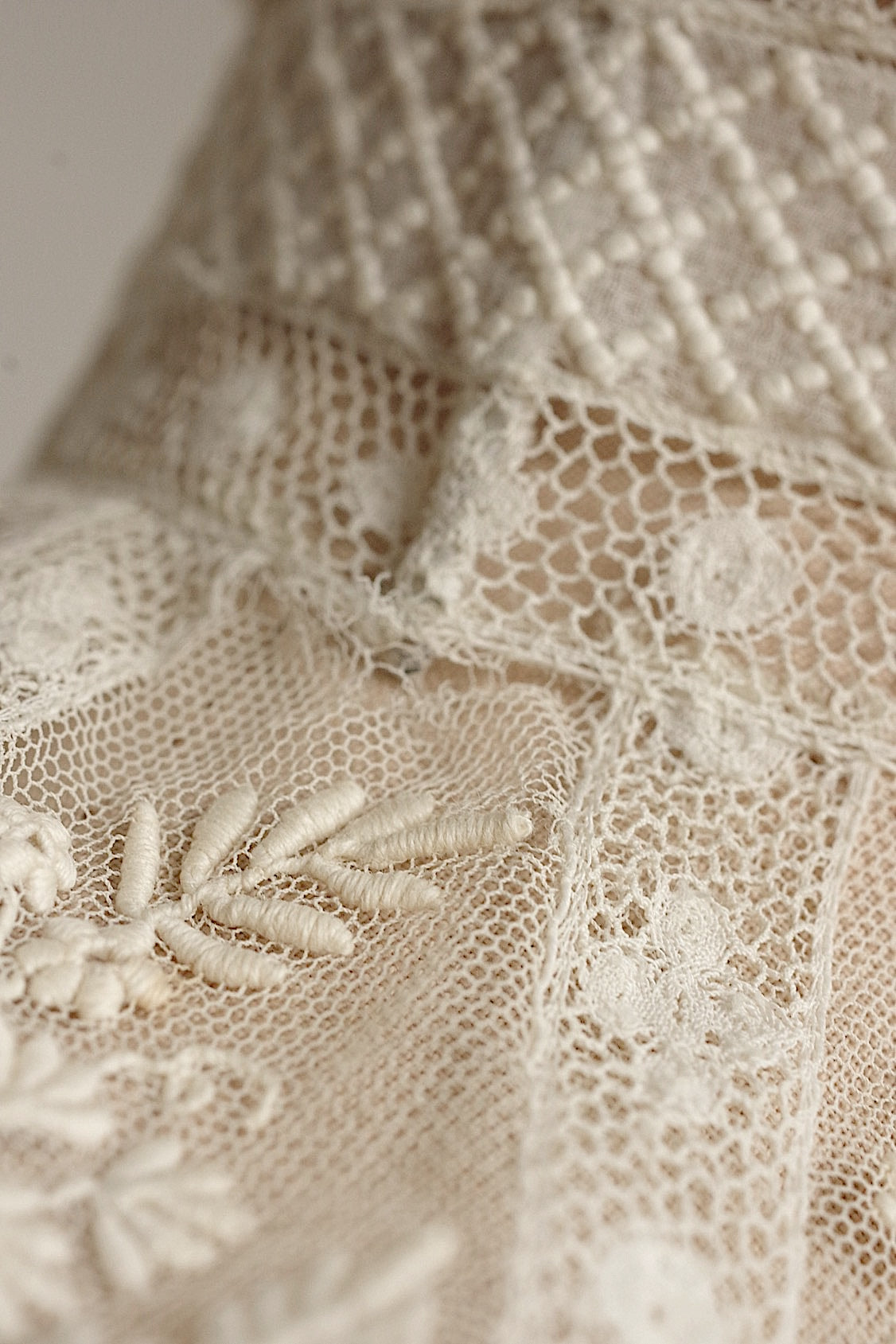 Antique Lace (dentelle ancienne) Collar 5