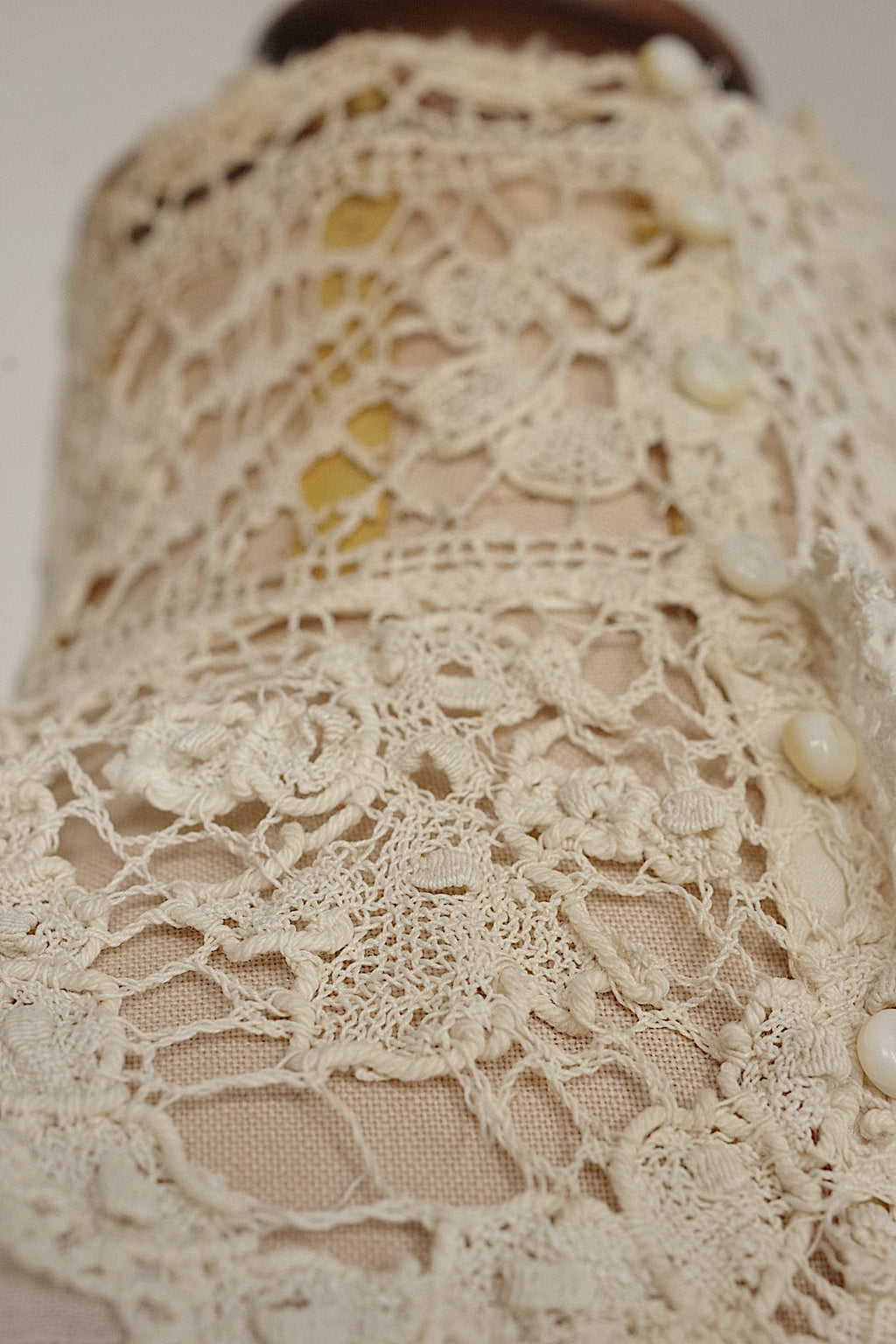 Antique lace clothing vêtement ancien antique 