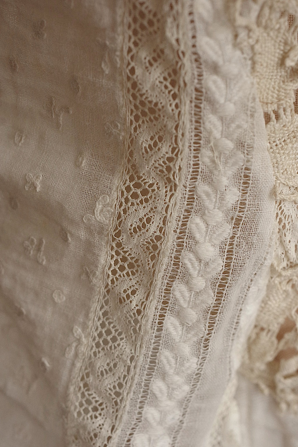 Antique lace clothing vêtement ancien antique 