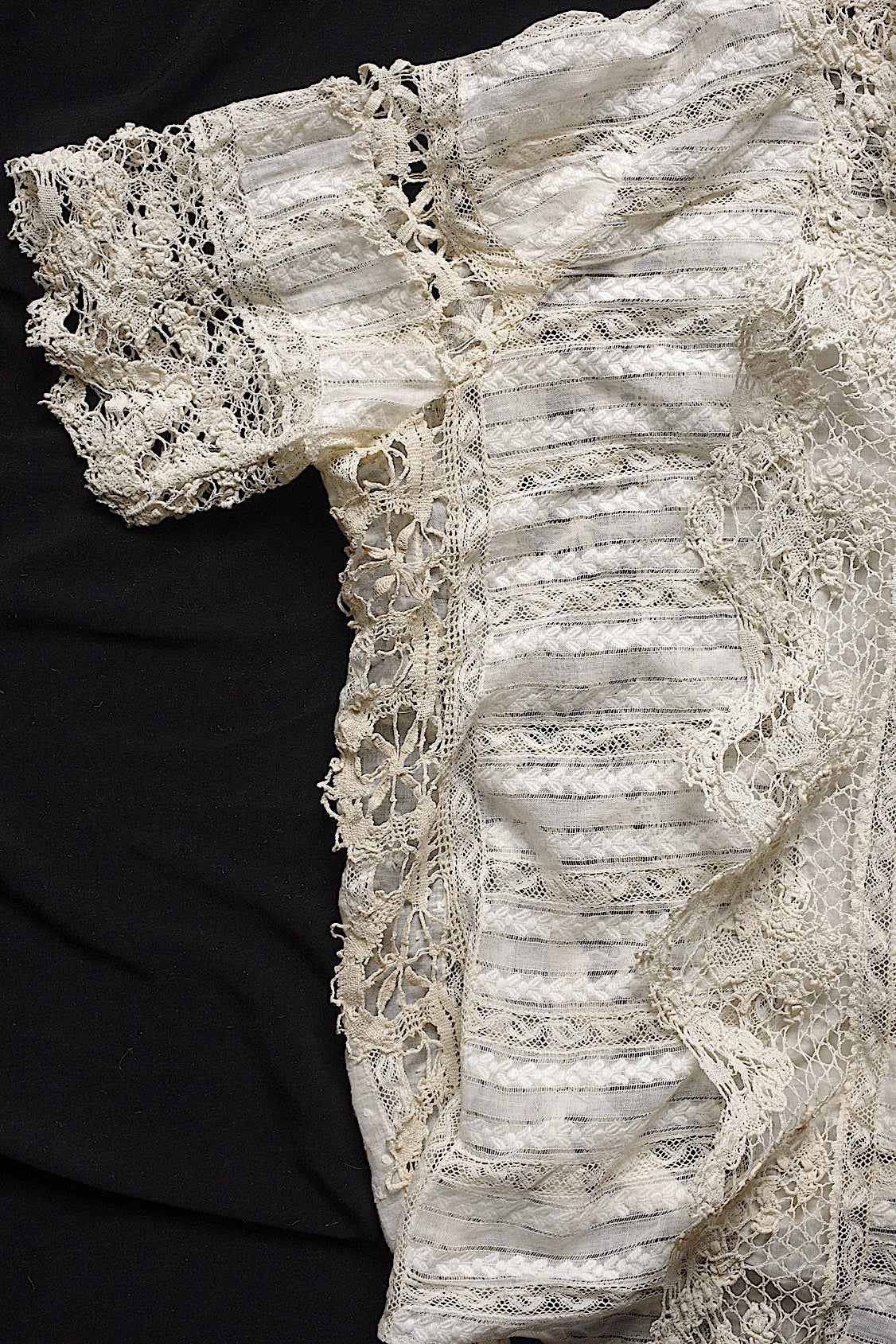 Antique lace clothing vêtement ancien antique 