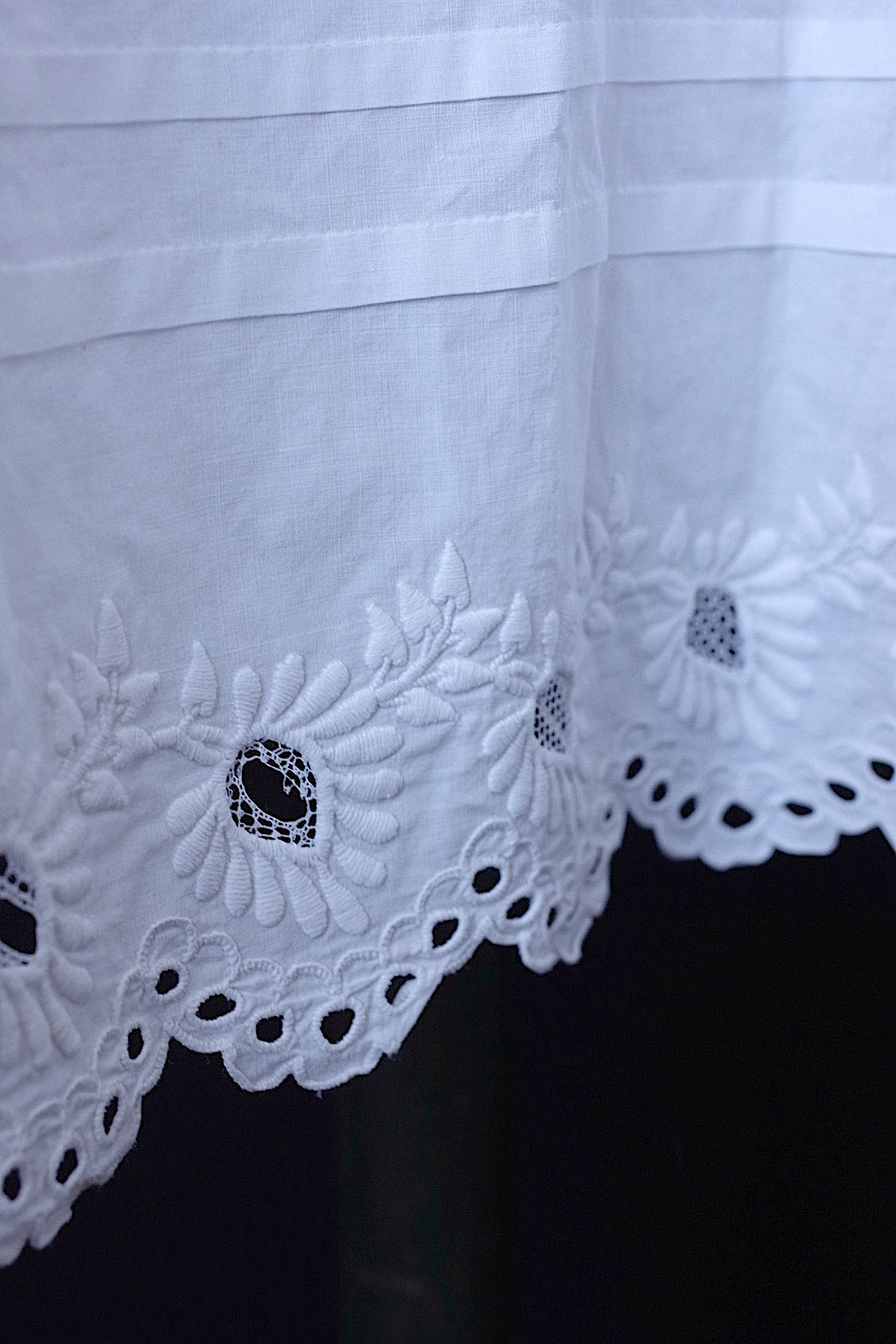 アンティークレース服　vêtement  ancien antique　レーススカート2