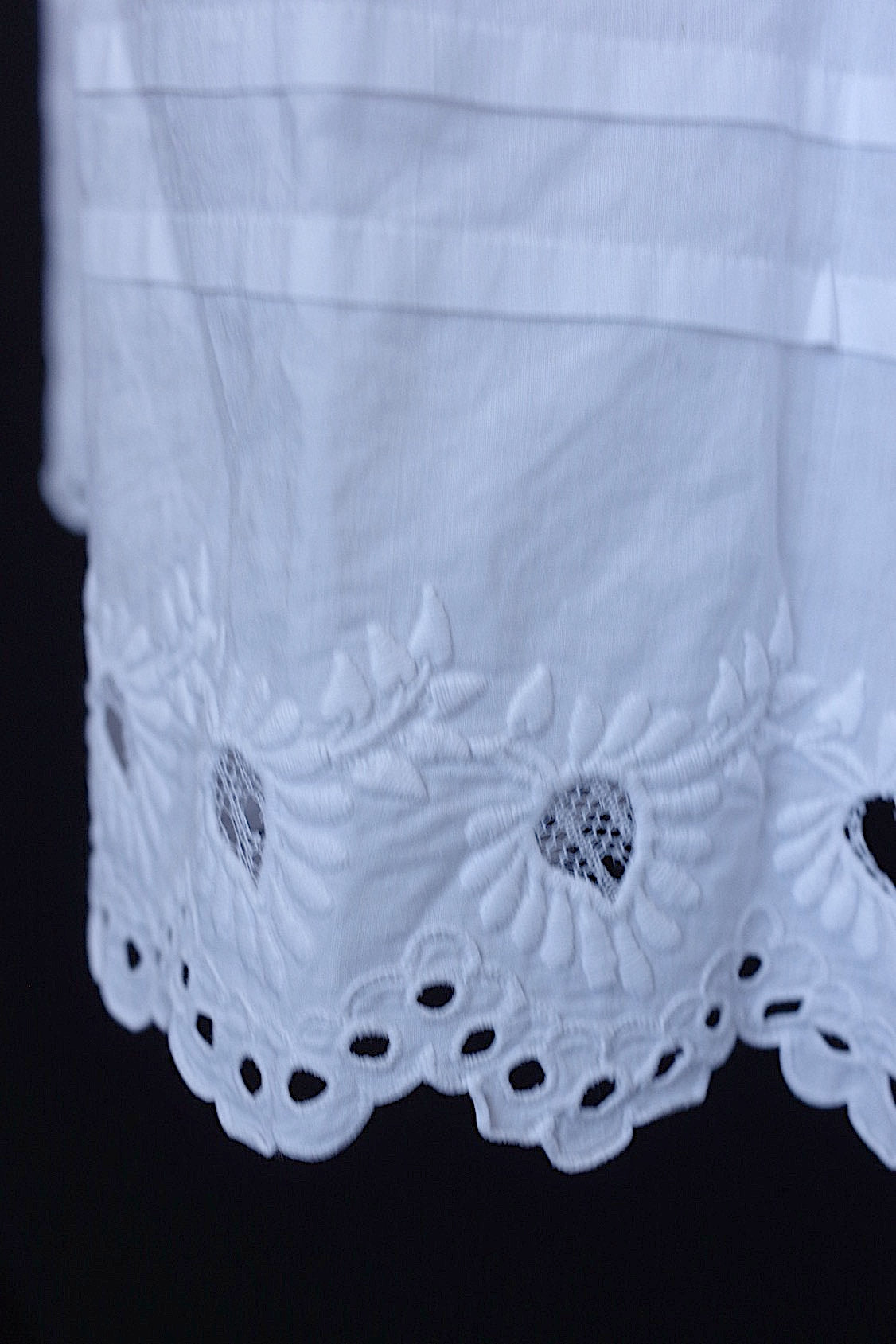 アンティークレース服　vêtement  ancien antique　レーススカート2