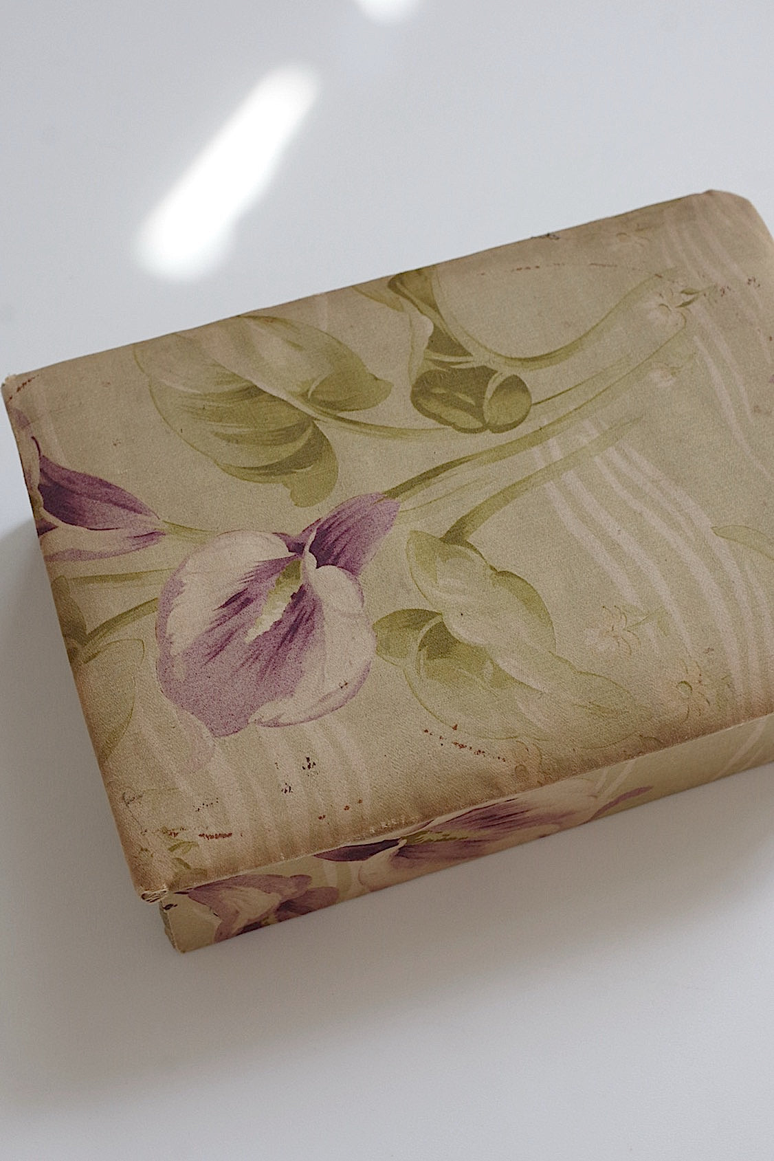 アンティーク箱　boite ancienne カルトナージュ