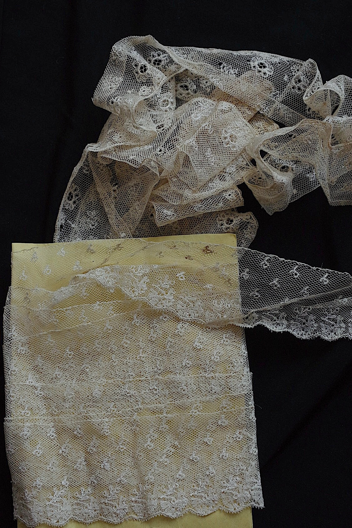 アンティークレース dentelle ancienne 290cm 200cm