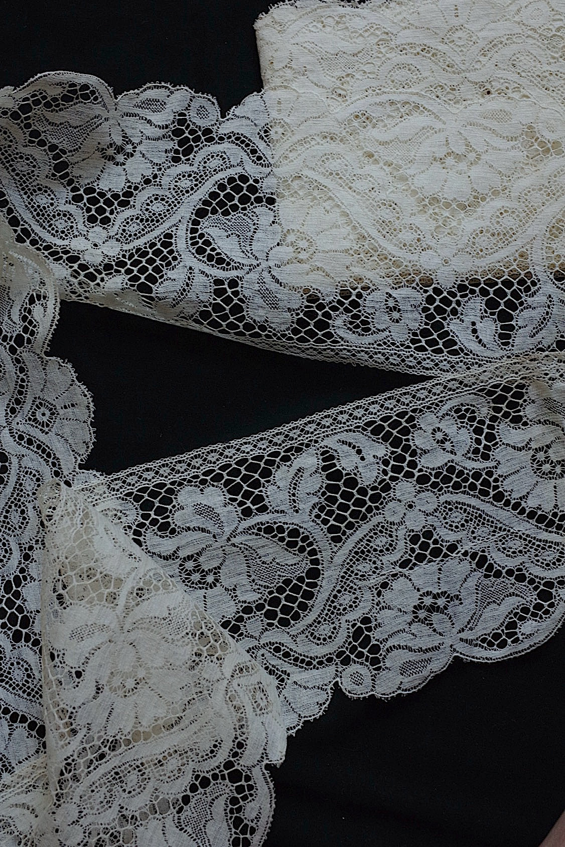 アンティークレース antique lace la dentelle - .FR a l'epoque