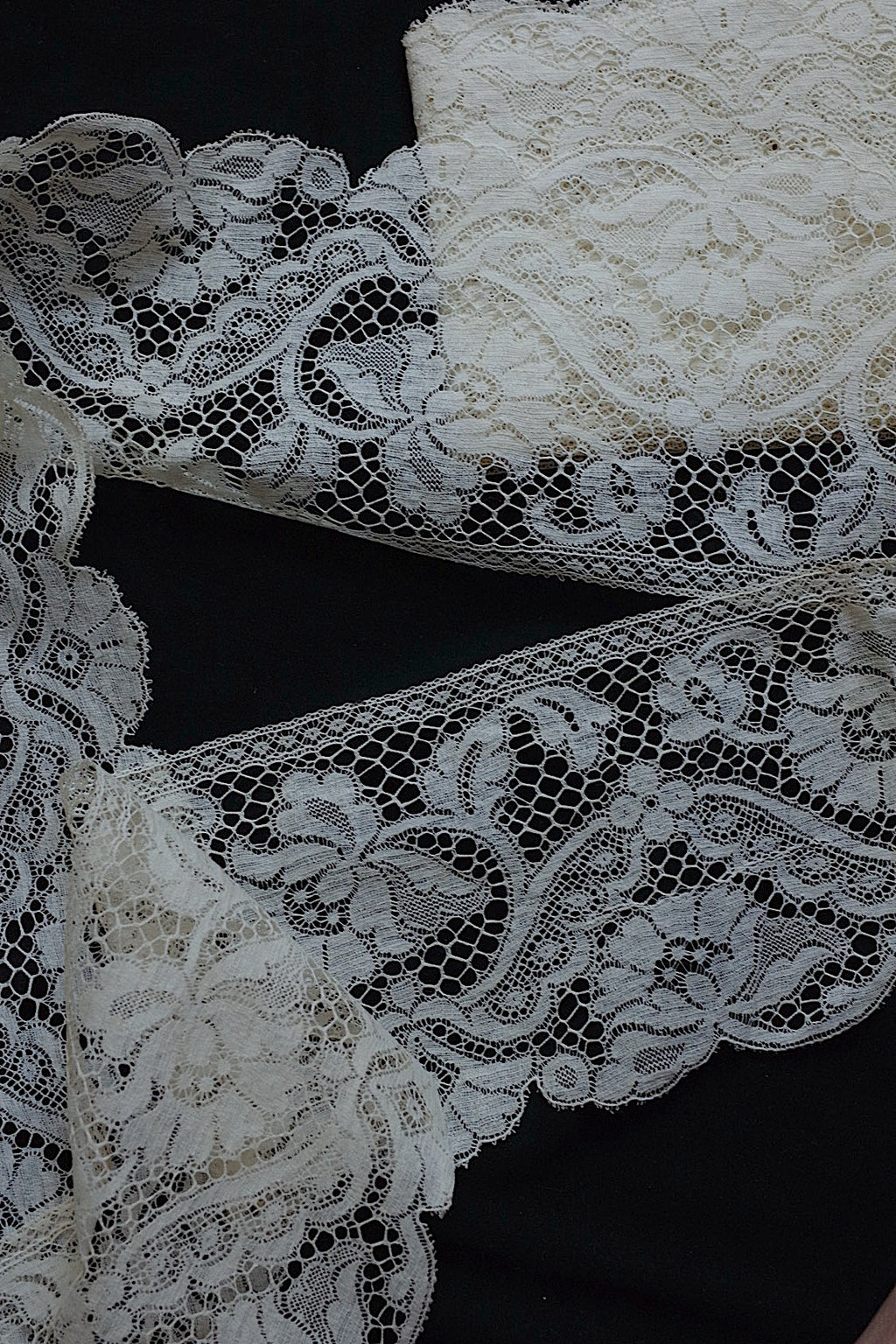 アンティークレース dentelle ancienne 350cm