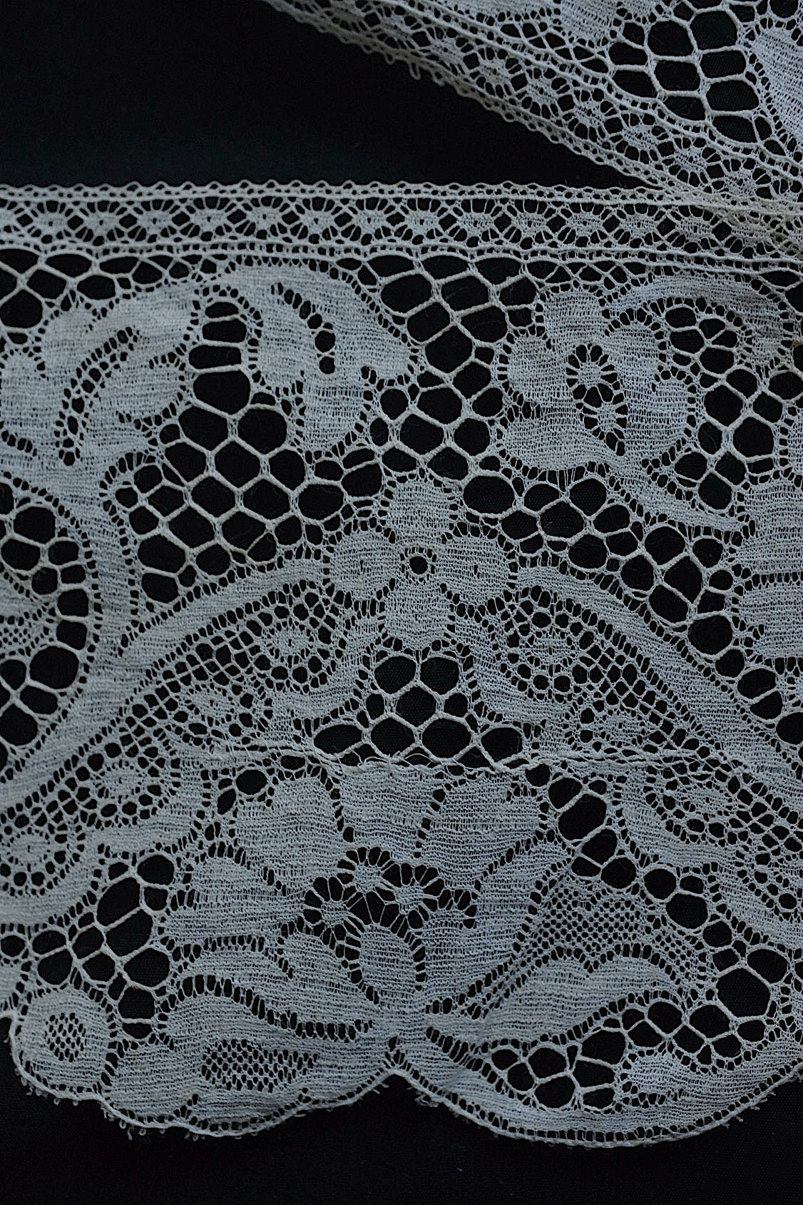 アンティークレース dentelle ancienne 350cm
