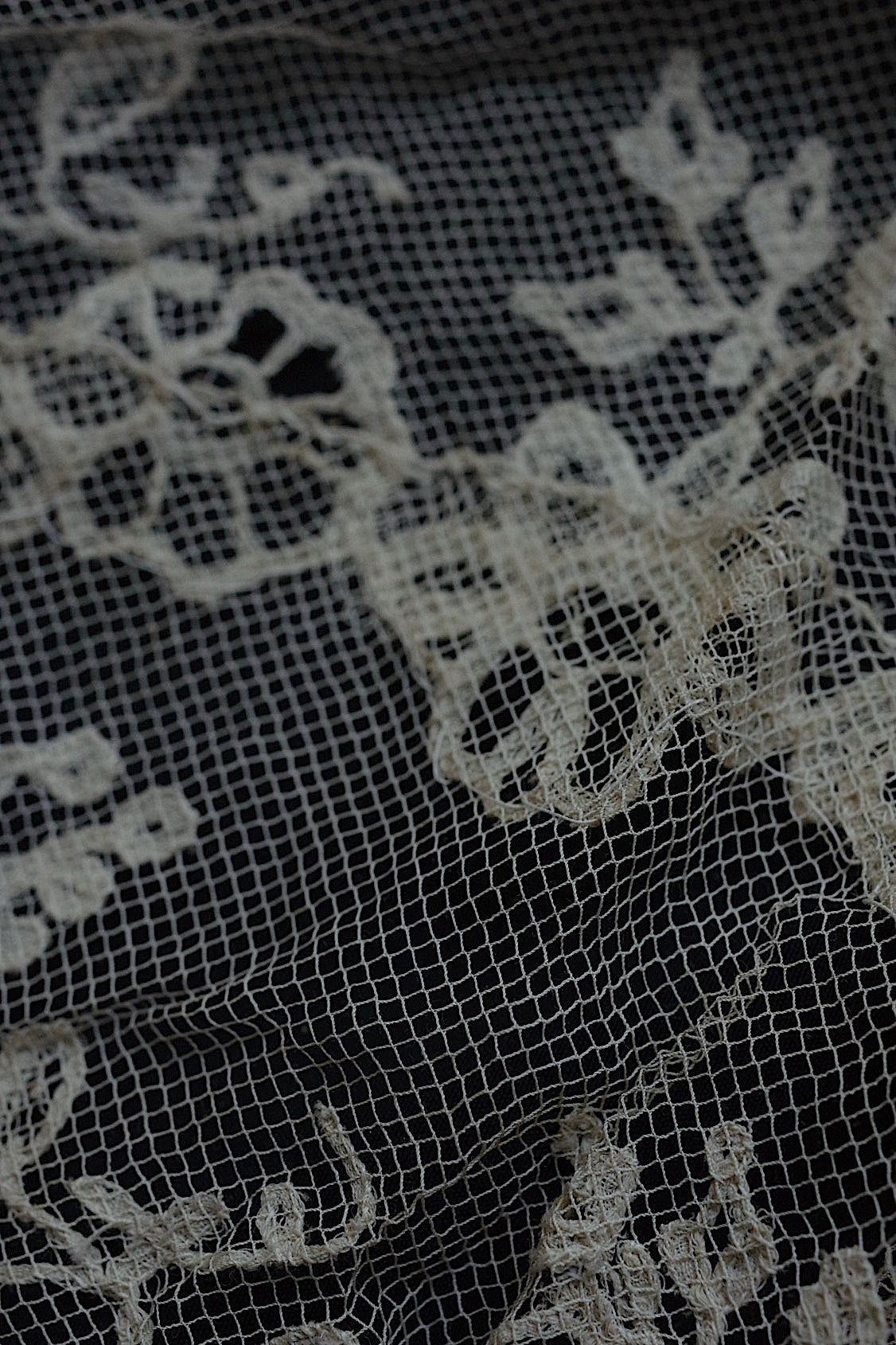 アンティークレース dentelle ancienne 123cm