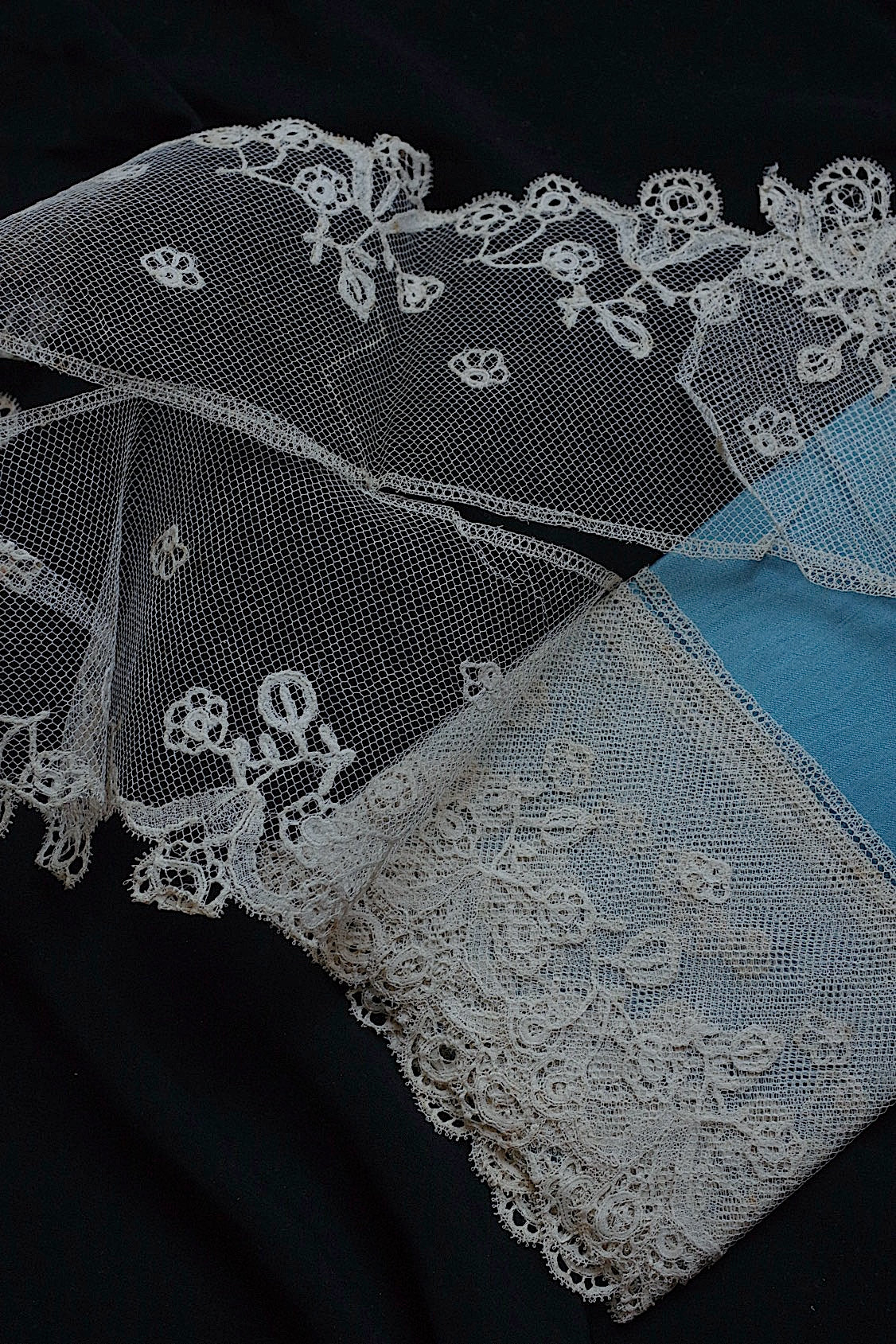 アンティークレース dentelle ancienne 223cm