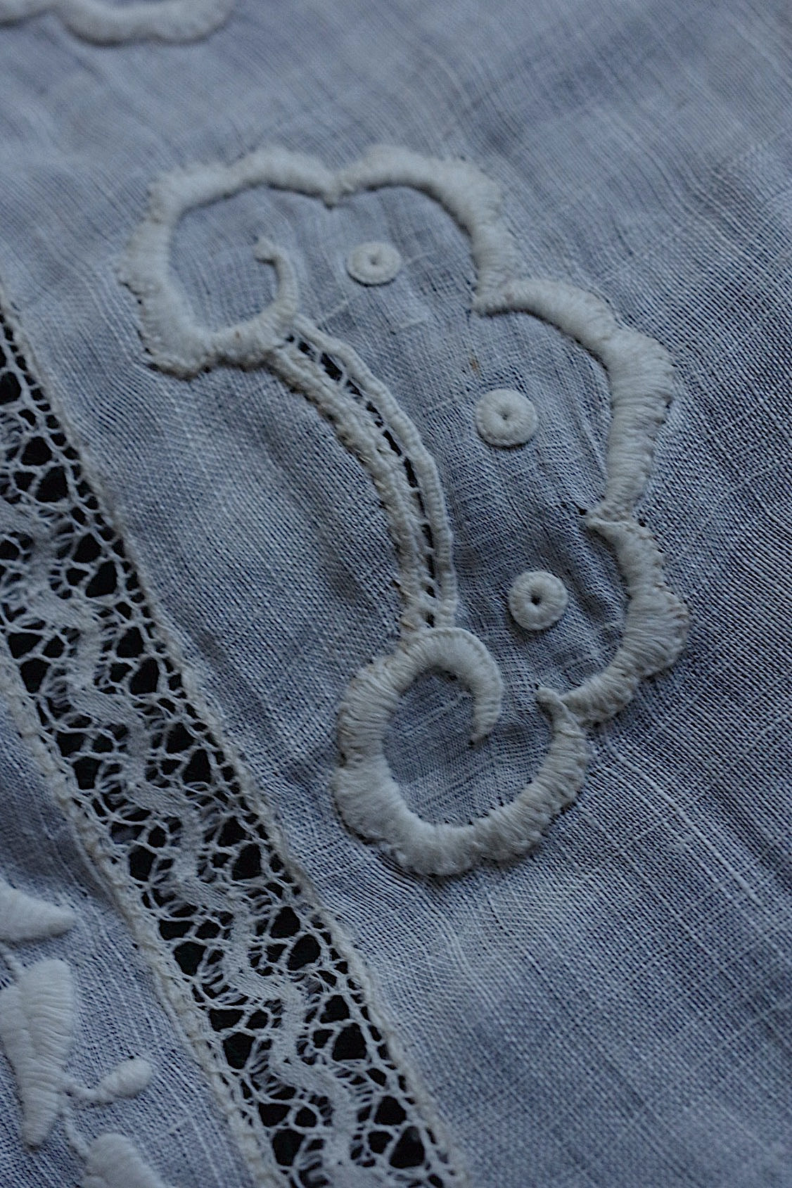 アンティークレース dentelle ancienne 小さめ襟　2