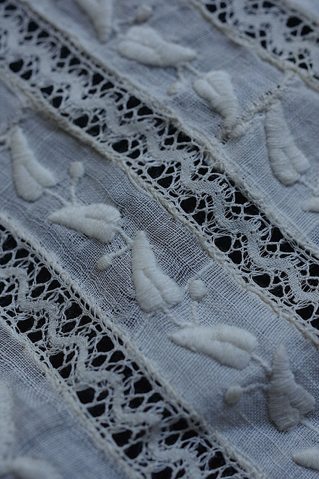アンティークレース dentelle ancienne 小さめ襟　2
