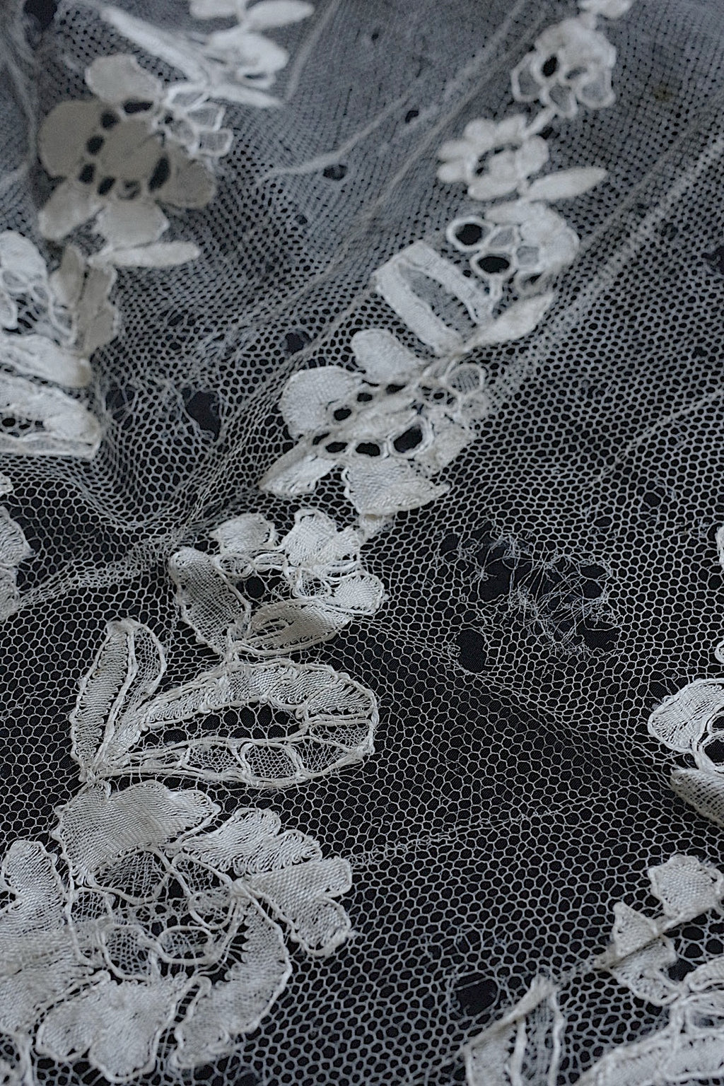 アンティークレース dentelle ancienne　ブロンドレース　ハギレ