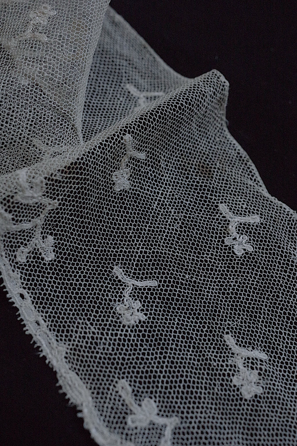 アンティークレース dentelle ancienne 146cm 55cm