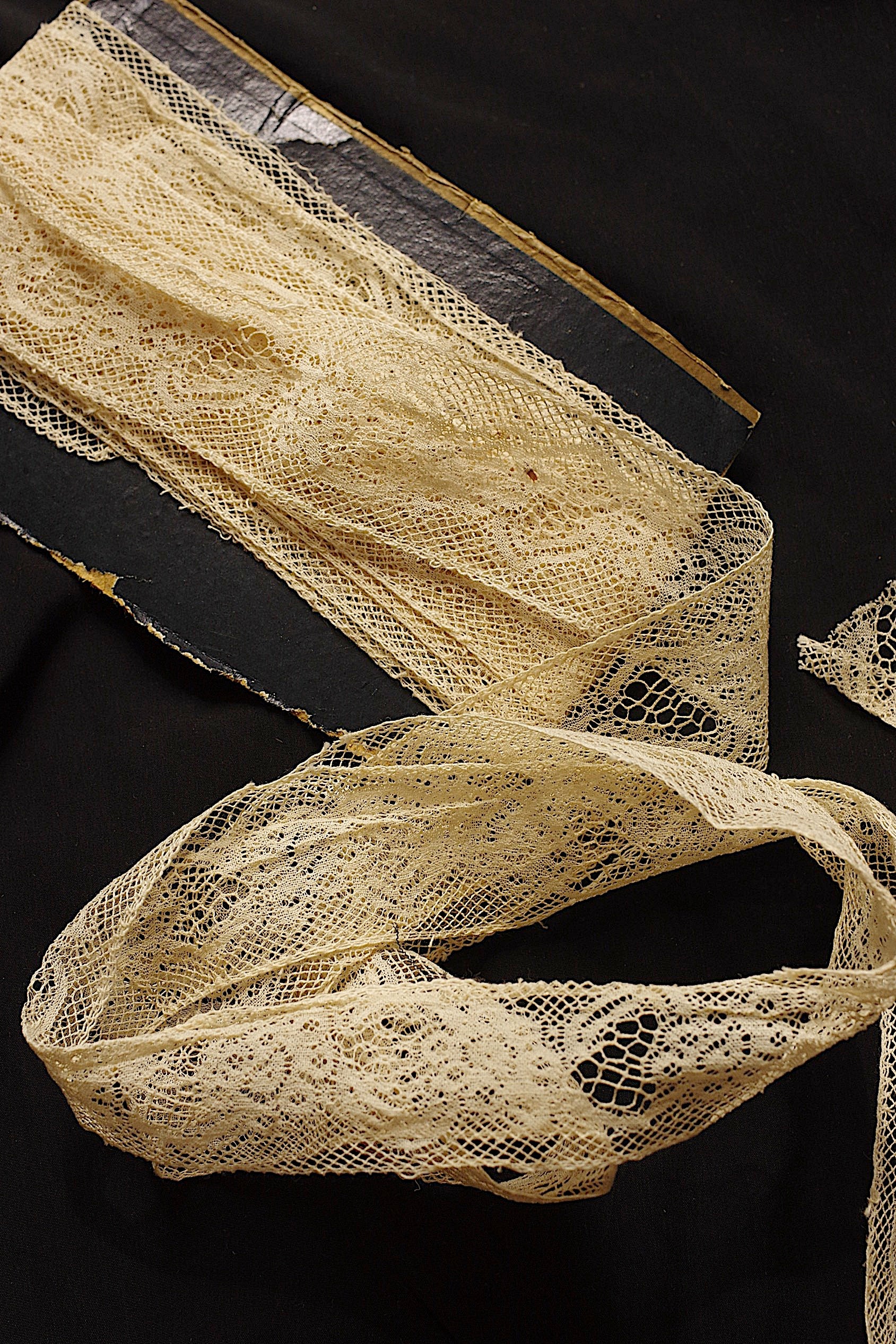 アンティークレース dentelle ancienne 270 290cm