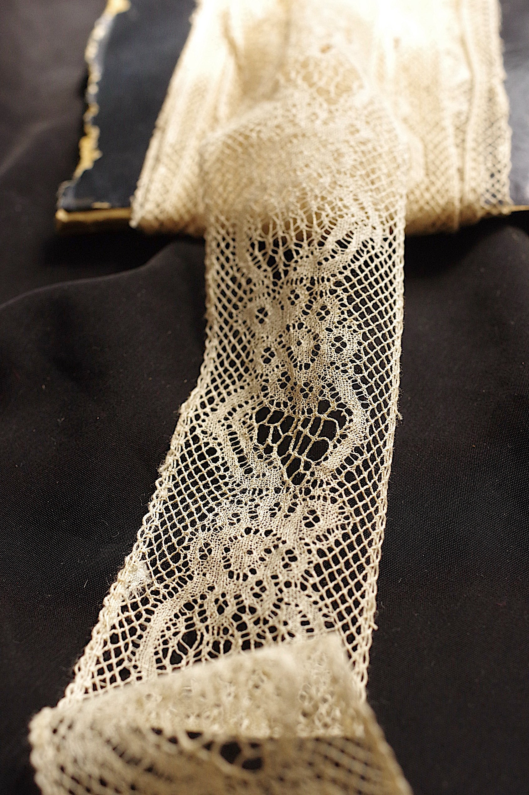 アンティークレース dentelle ancienne 270 290cm