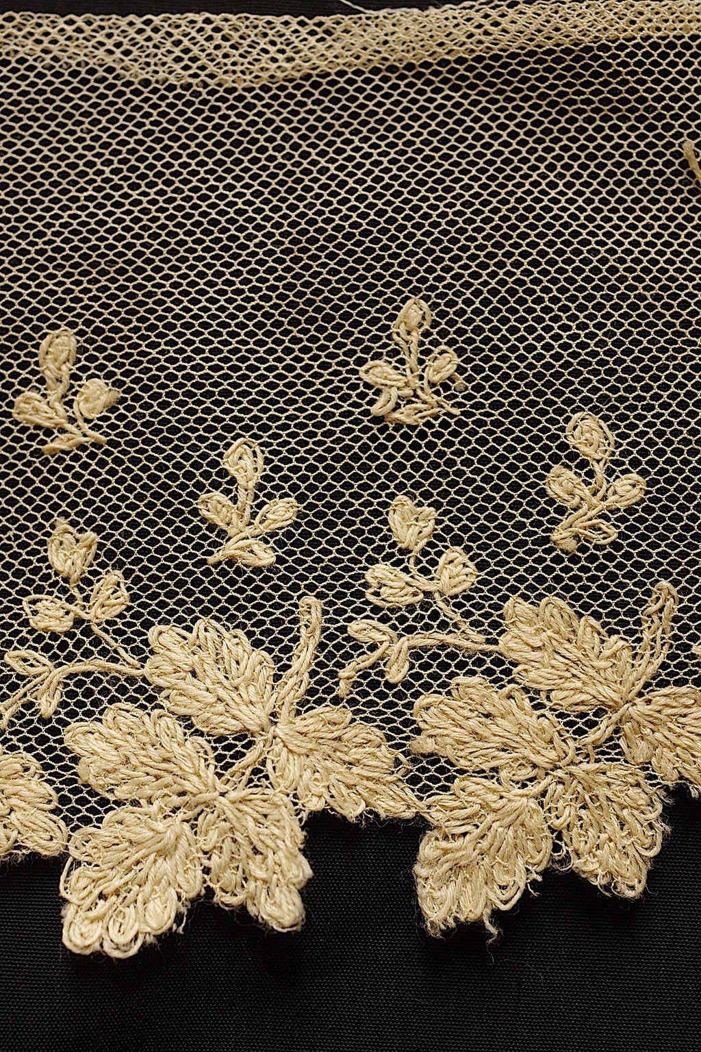 アンティークレース dentelle ancienne 350cm