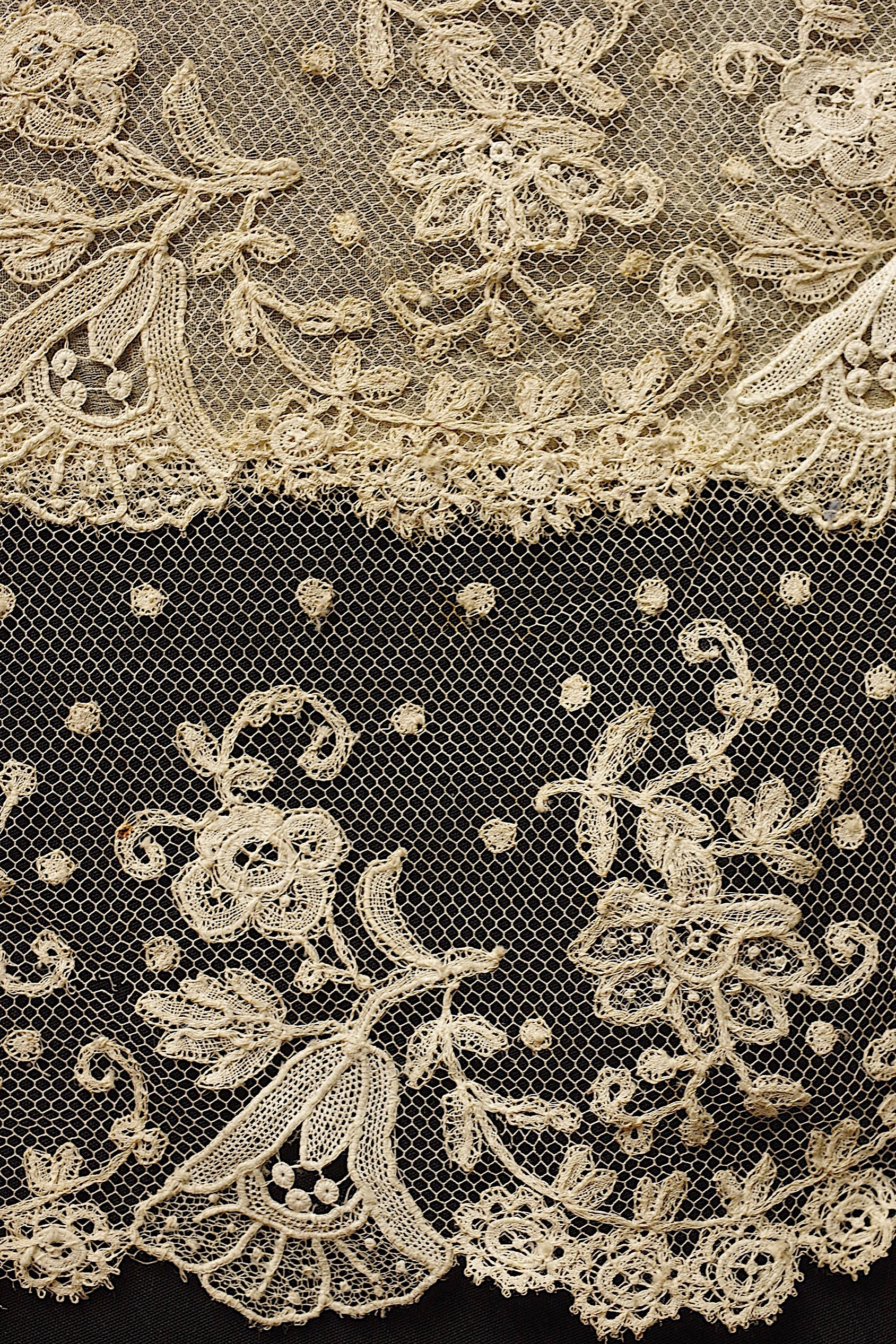 プチ卸/Wholesale antique and vintage - .FR a l'epoque