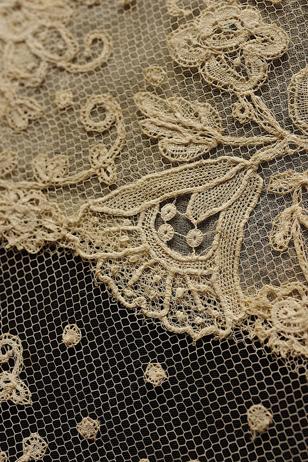 アンティークレース dentelle ancienne アプリカッションアングレテール　パーツ