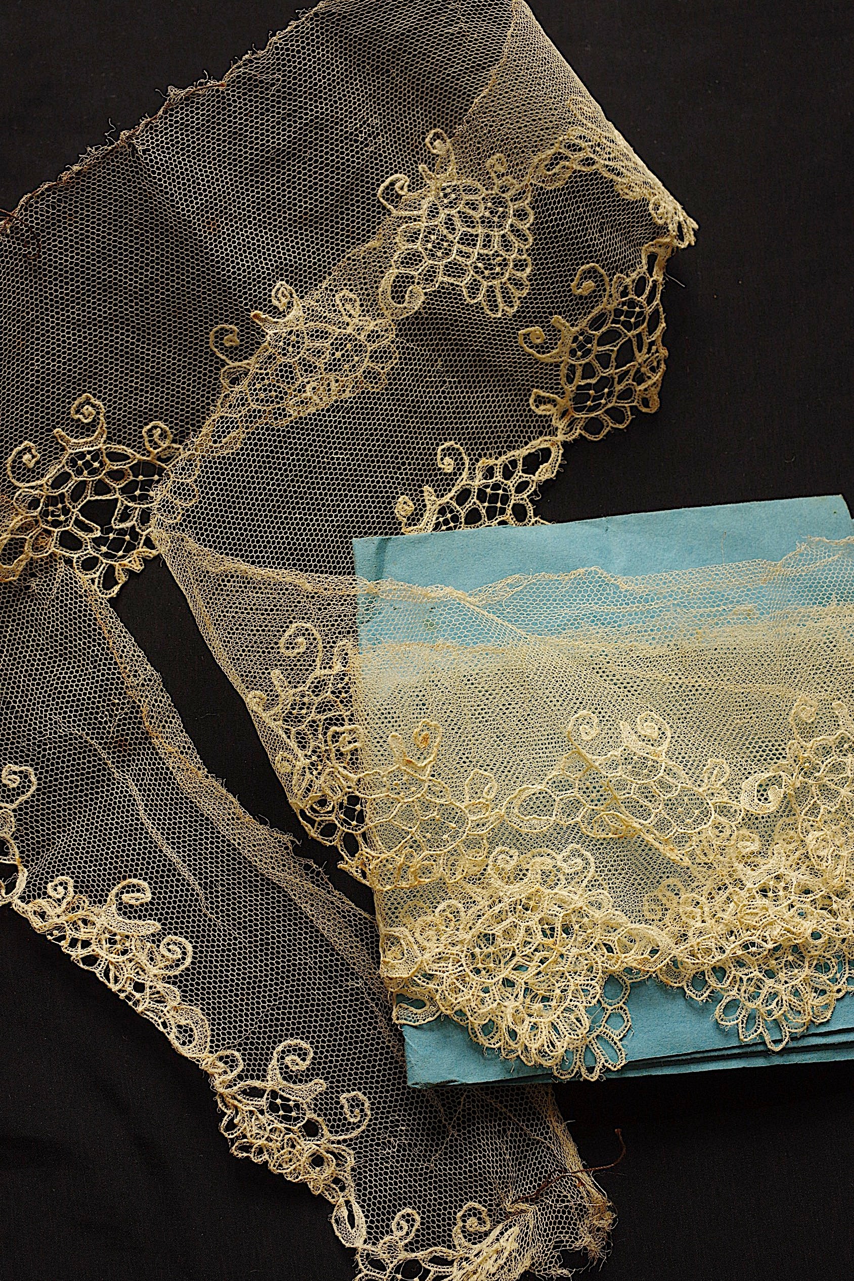 アンティークレース dentelle ancienne アプリカッションアングレテール　スカラップ