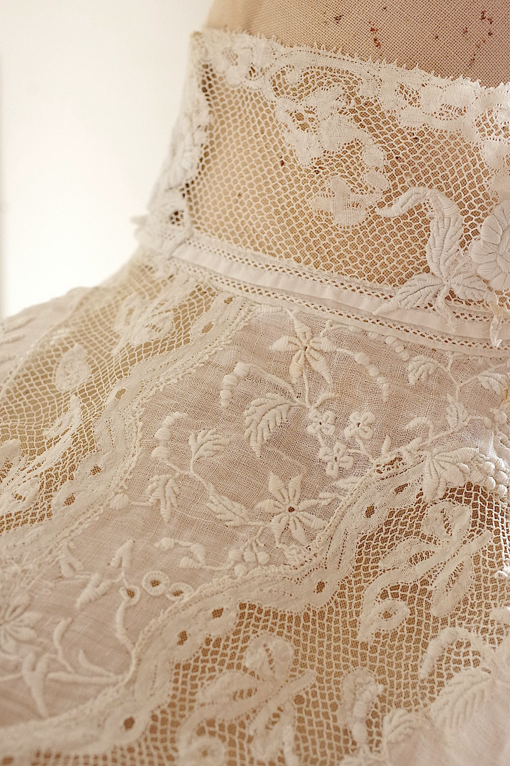 アンティークレース dentelle ancienne　刺繍襟