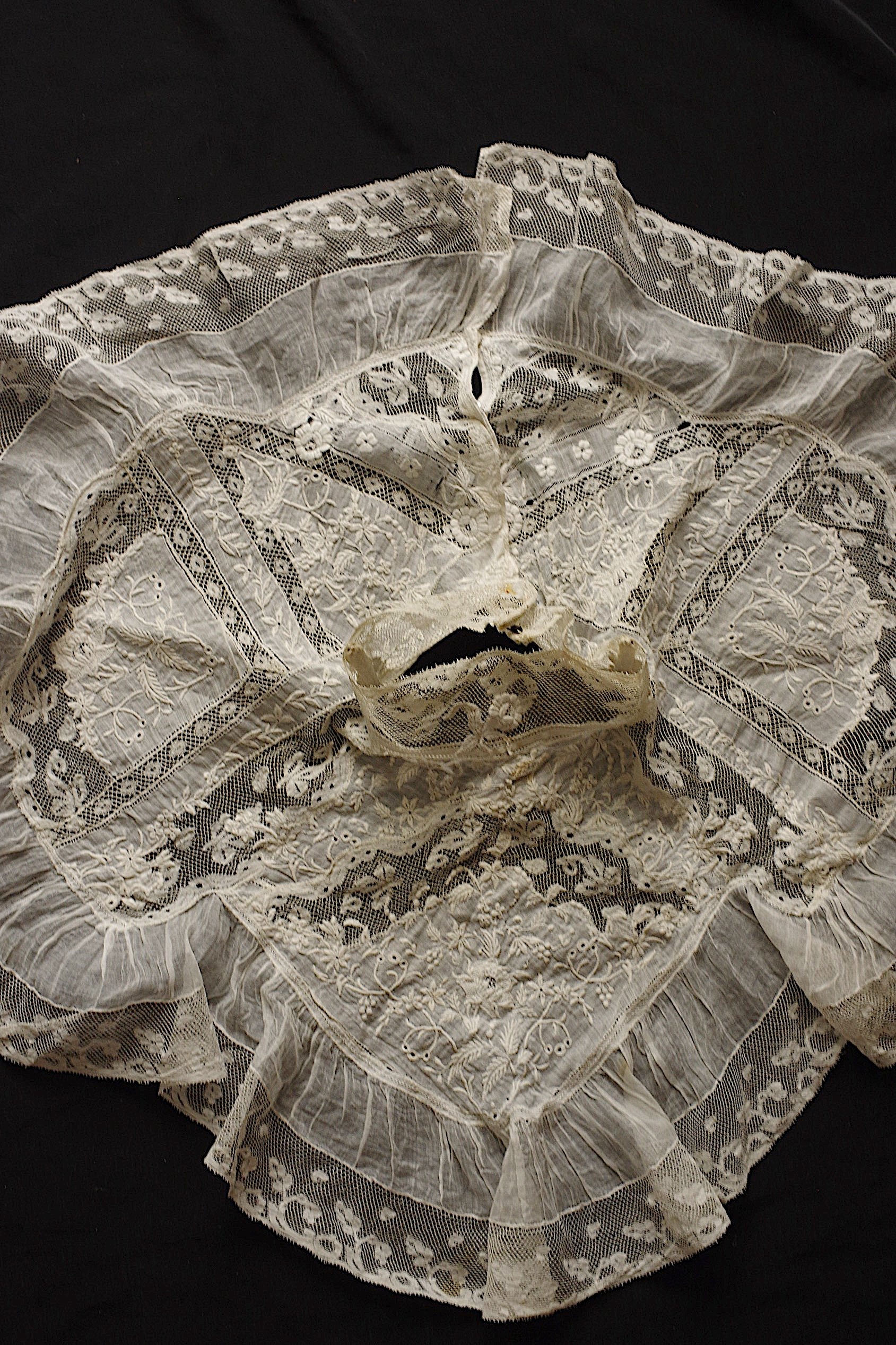 アンティークレース dentelle ancienne　刺繍襟